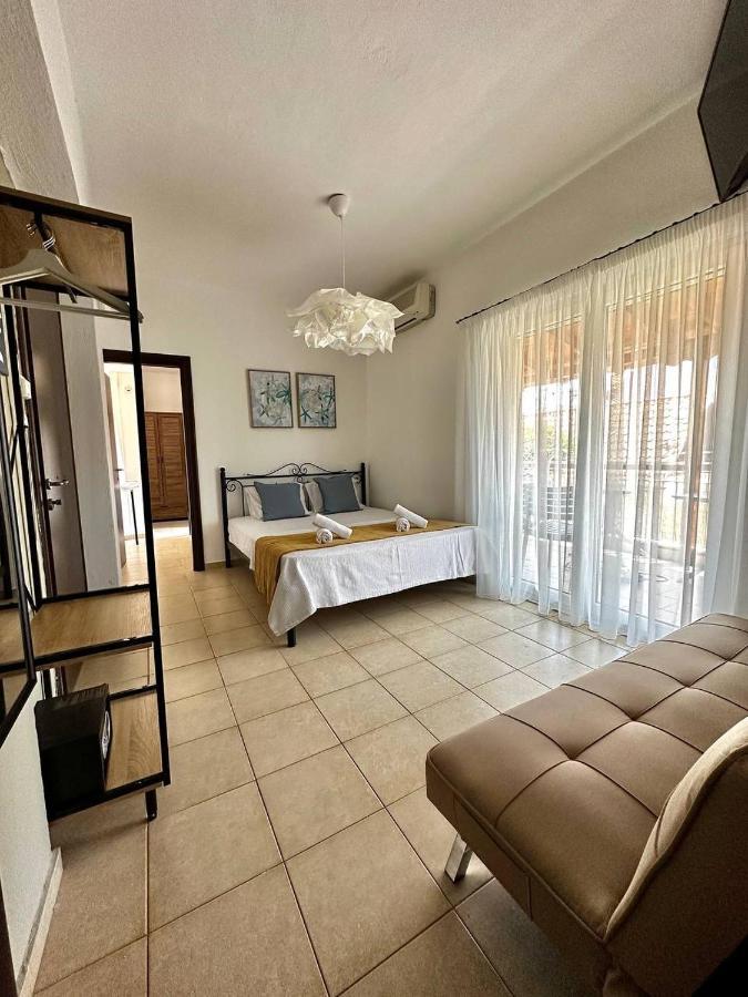 La Scala Family Apartments Неа-Рода Экстерьер фото